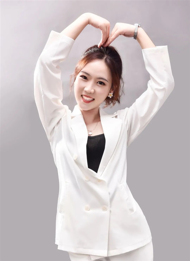 【17c.com網（wǎng）紅申（shēn）請出戰】直播購（gòu）車節狂撒福利！（內（nèi）容很養眼（yǎn））#8718