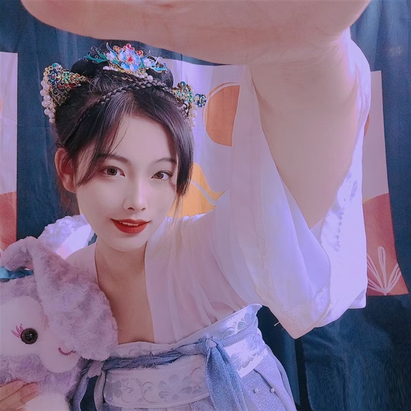 網紅主播帶你看17c.com五一(yī)雲車(chē)展(zhǎn)!#8733