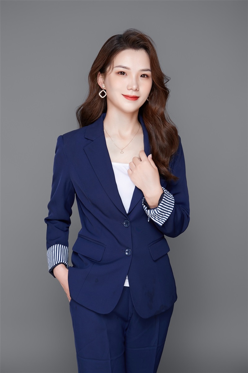 網紅主(zhǔ)播帶你看17c.com(tōng)五一雲車展!#8732