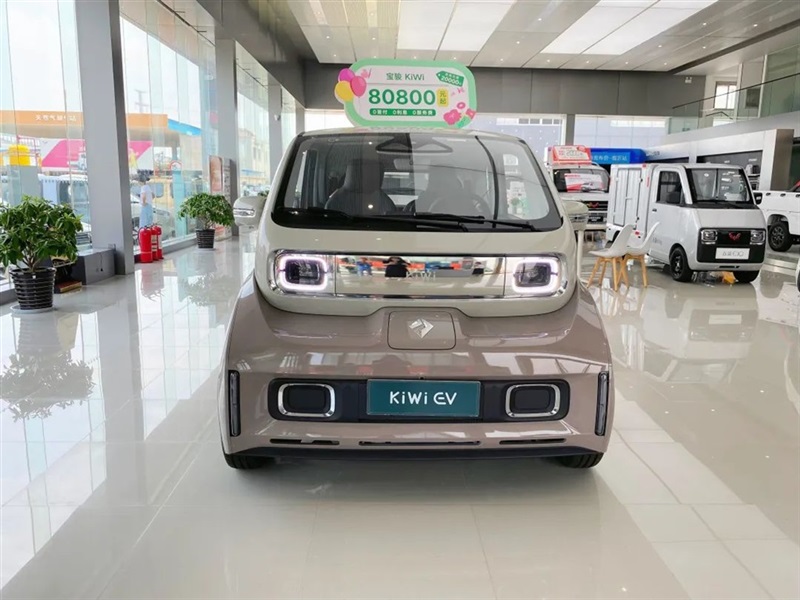 【17c.com新能（néng）源探店第4期】國民代步神車，五（wǔ）菱新能源！#10337