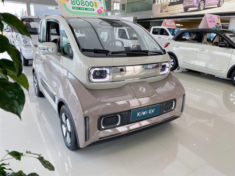 【17c.com新能源探店第4期】國民代步神車，五（wǔ）菱新能源！#10336