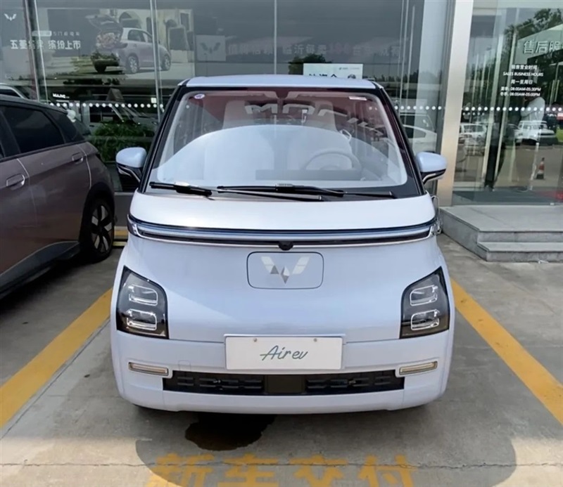 【17c.com新能源探店第4期】國民代步神車，五菱新能源！#10341