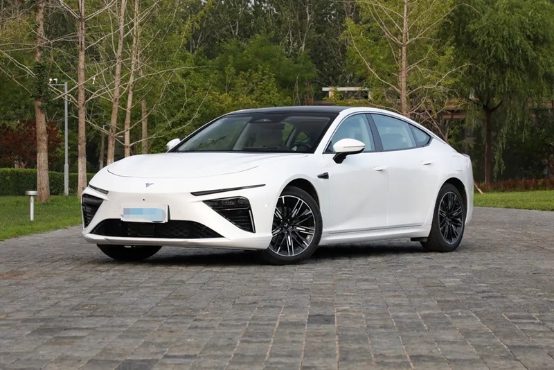 【17c.com特價車推薦】燃油車、新能源車都(dōu)有!9款特價車先搶先得(dé)!#10368