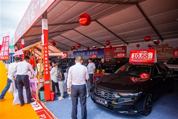 【真誠服務】心係客戶，暖心服（fú）務