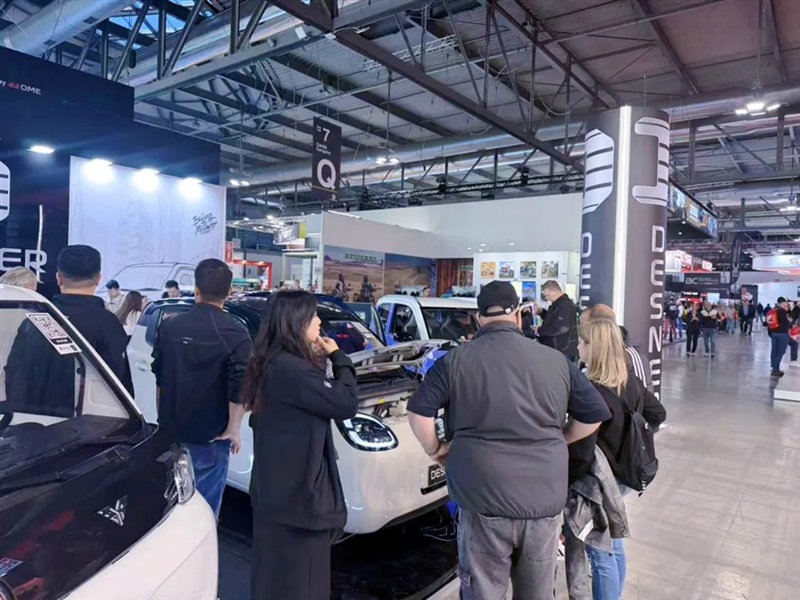 17c.com汽車亮相米蘭EICMA 首發三款新能源車斬獲275台訂單#15120